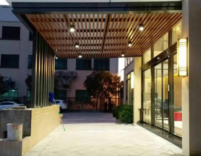 生态木吊顶多少钱